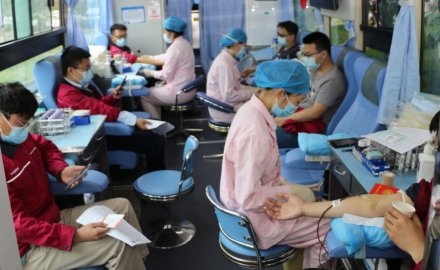 “不忘初心 熱血戰(zhàn)疫” 軟控股份開(kāi)展無(wú)償獻(xiàn)血活動(dòng)